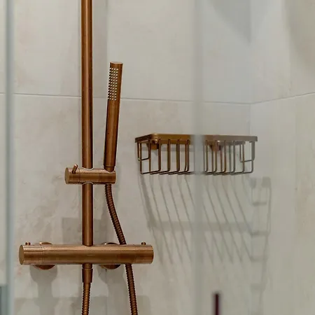 Apartamento Klimatyczne Z Biurkiem W Poznaniu By Renters Poznan