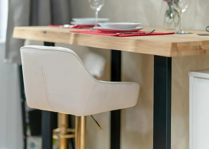 Klimatyczne Z Biurkiem W Poznaniu By Renters Apartamento Poznan