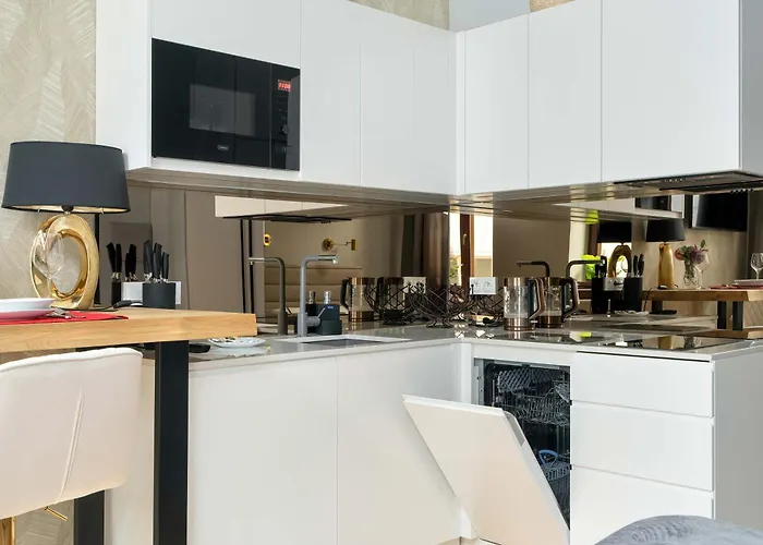 Klimatyczne Z Biurkiem W Poznaniu By Renters Apartamento *